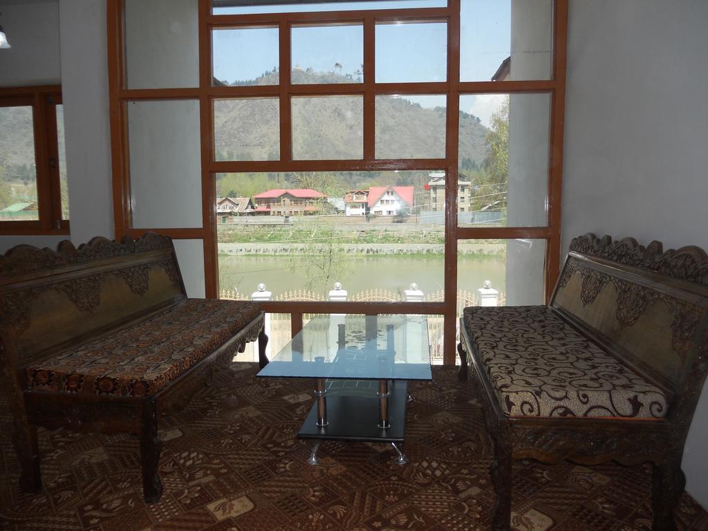 Srīnagar Hotel Royale Jannat المظهر الخارجي الصورة