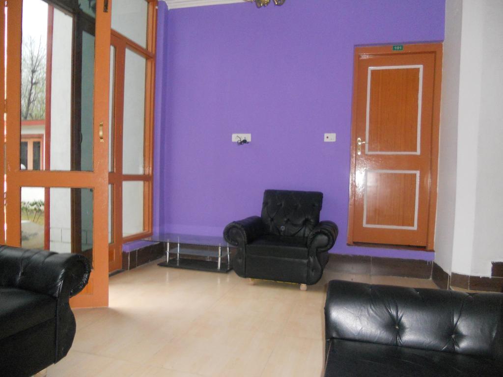 Srīnagar Hotel Royale Jannat المظهر الخارجي الصورة
